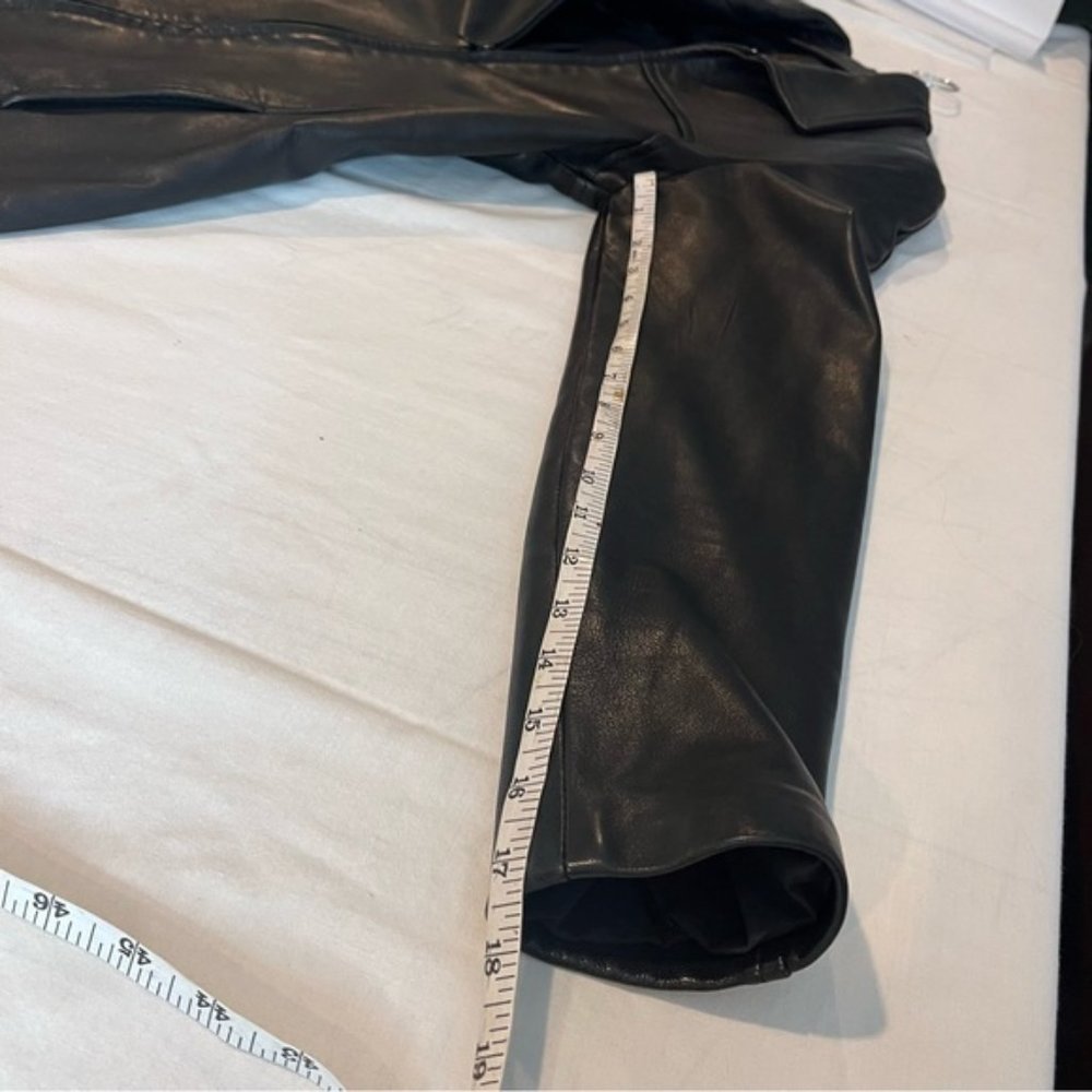 Danier Black Leather Jacket - Picture 15 of 16